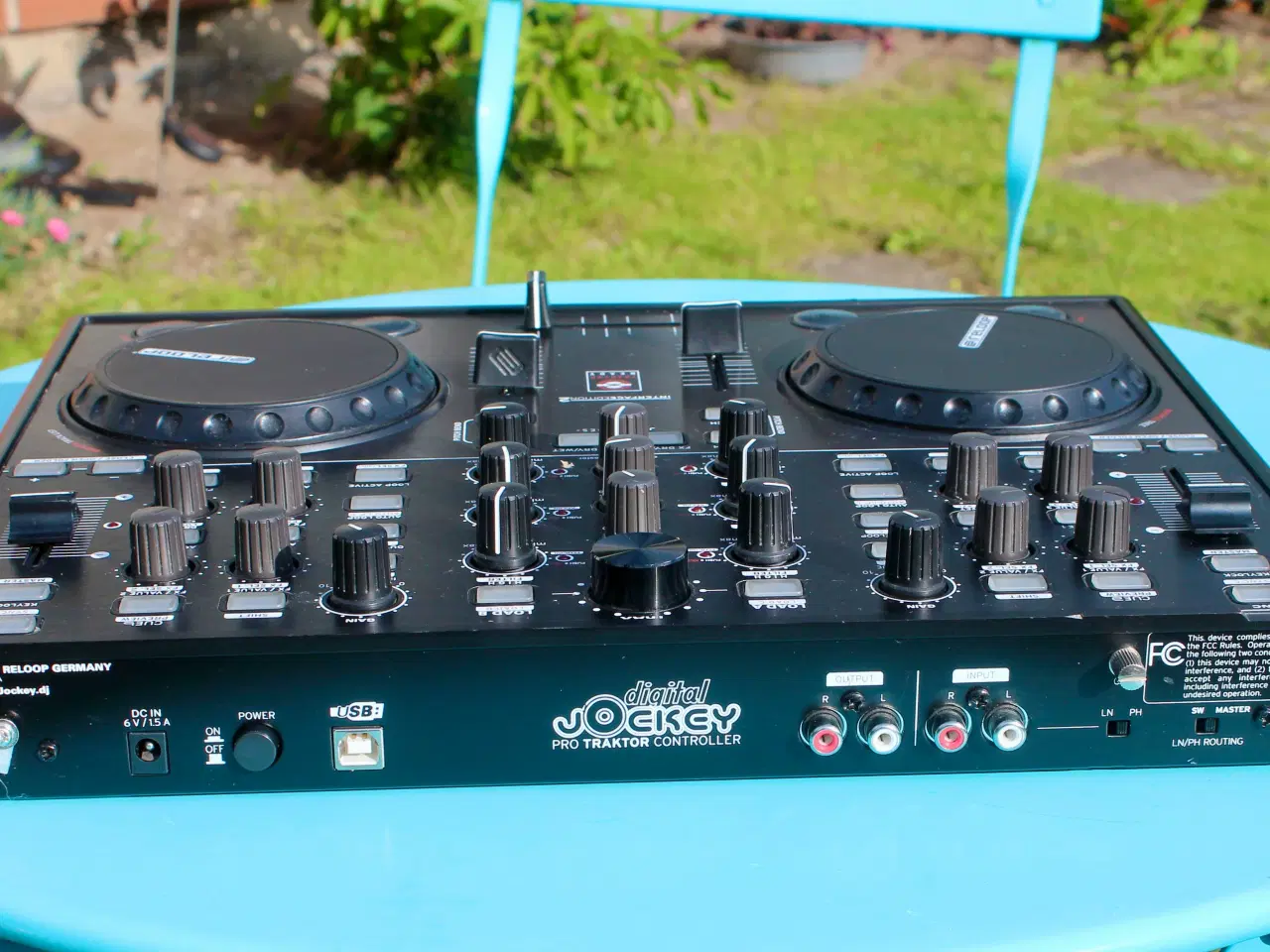 Billede 4 - 🎧 Komplet DJ-controller med indbygget lydkort
