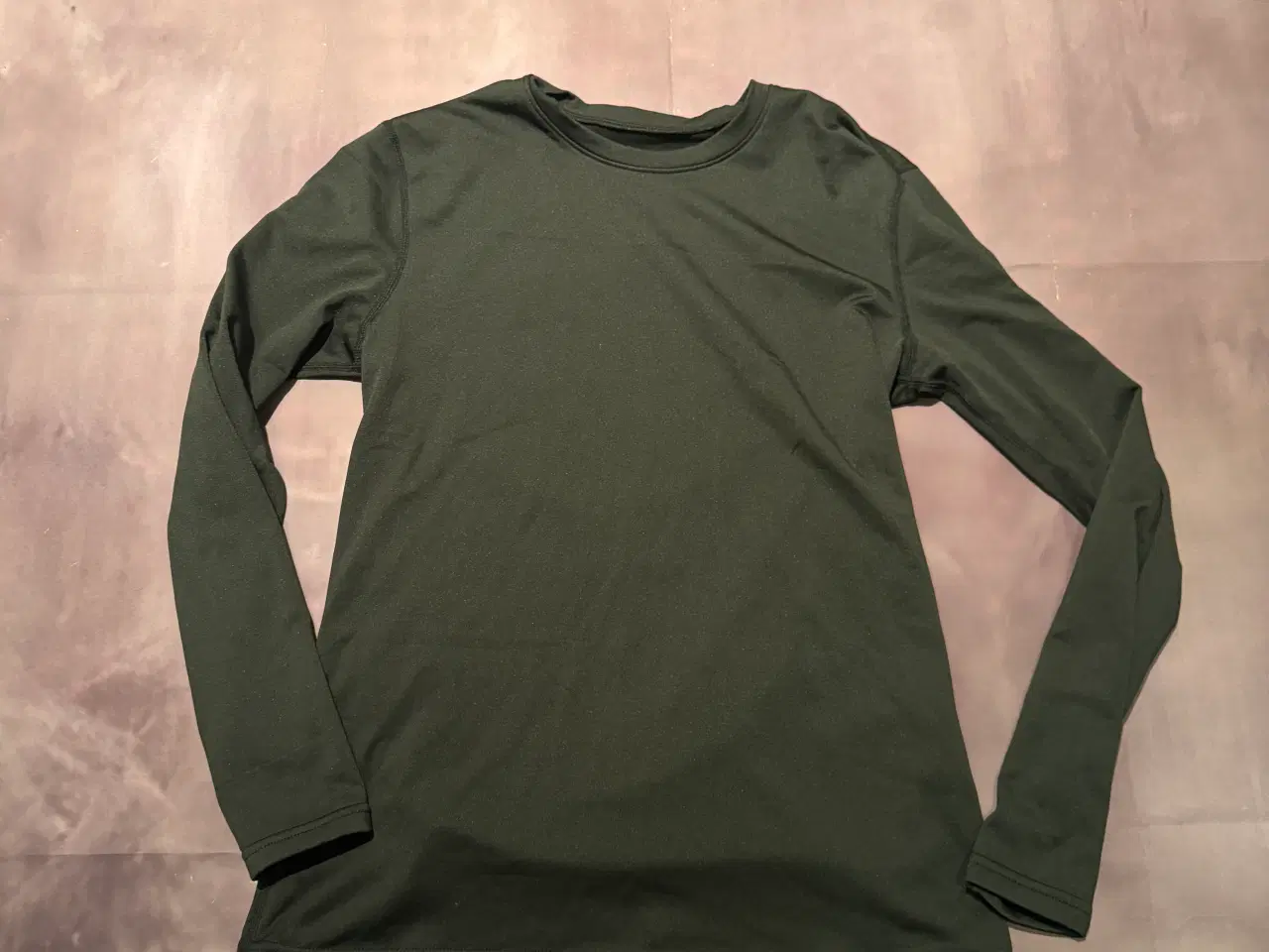 Billede 3 - To toppe sælges 