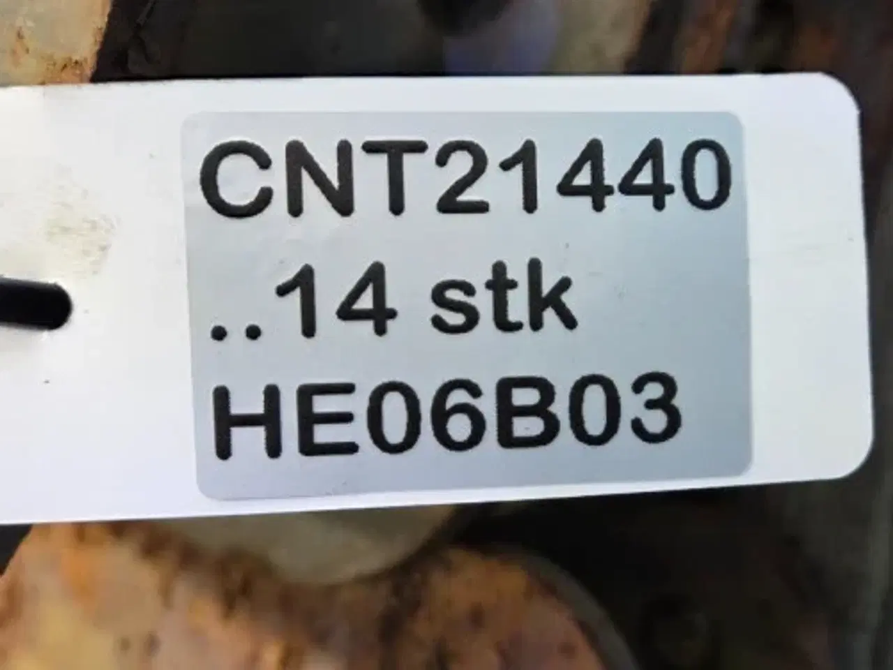 Billede 9 - New Holland B100B Support 87310368  14 Stk