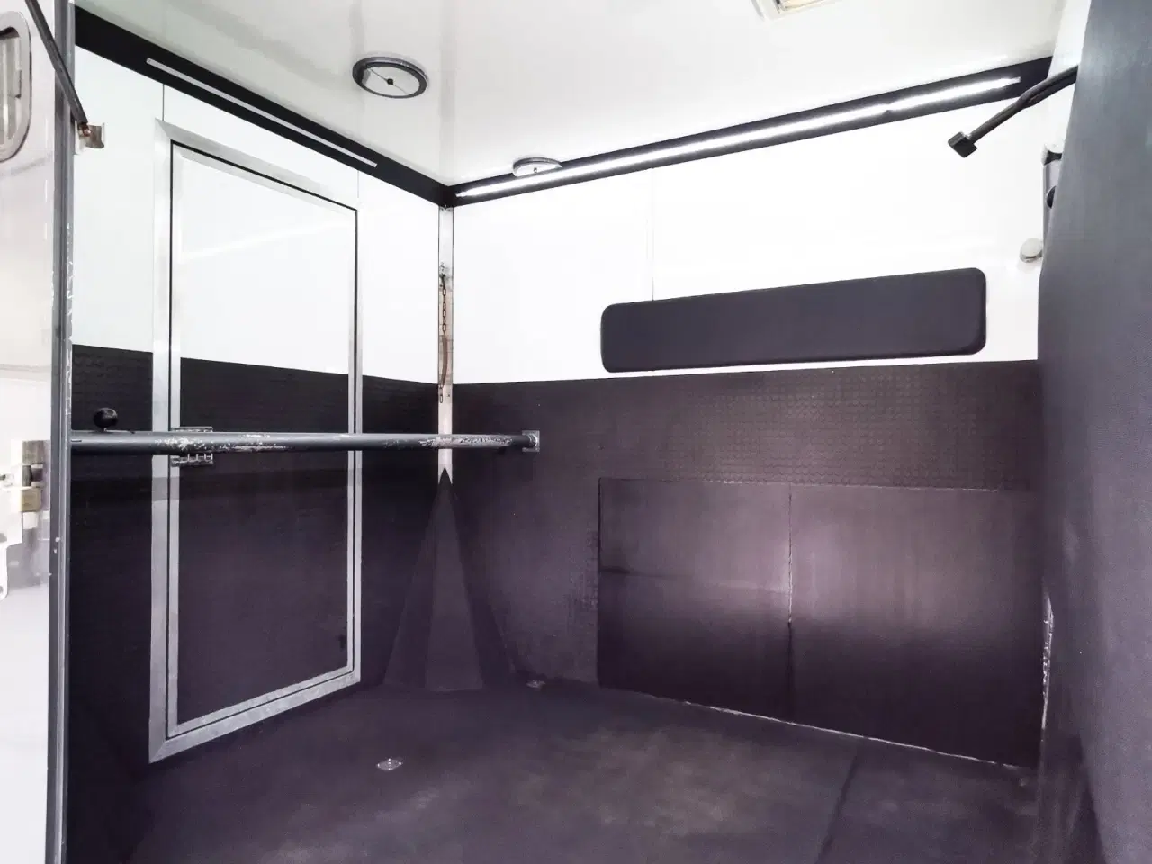 Billede 5 - Renault Master III T35 2,3 dCi 170 Hestetransport