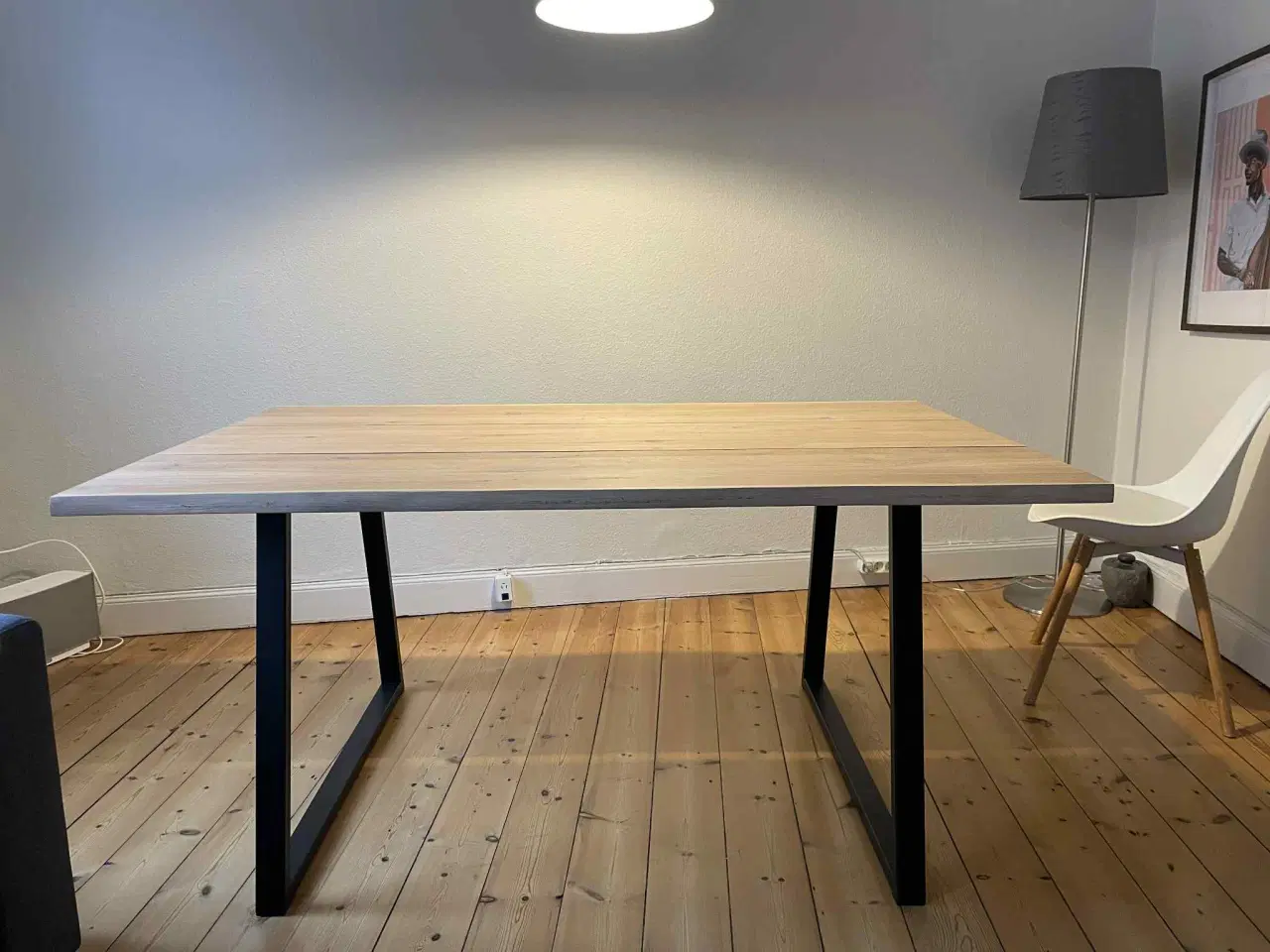 Billede 1 - Kristensen-Kristensen Spisebord Massivt Træ Naturf