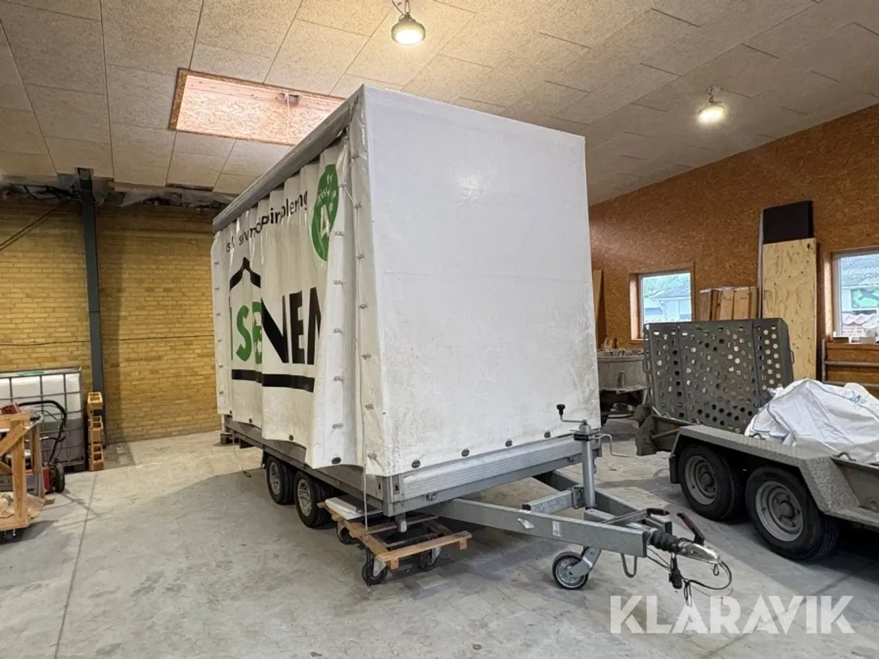 Billede 4 - Gardin trailer Unsinn GTP 2636 med isoleringsmaskine monteret