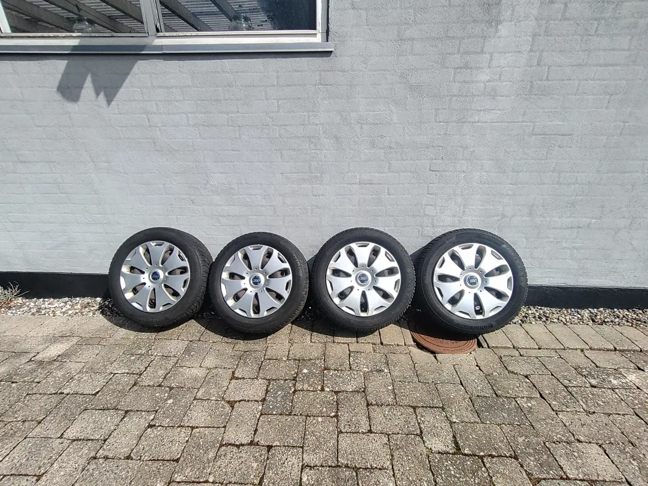 Billede 3 - Vinterdæk, 16", 5*108, Ford originale