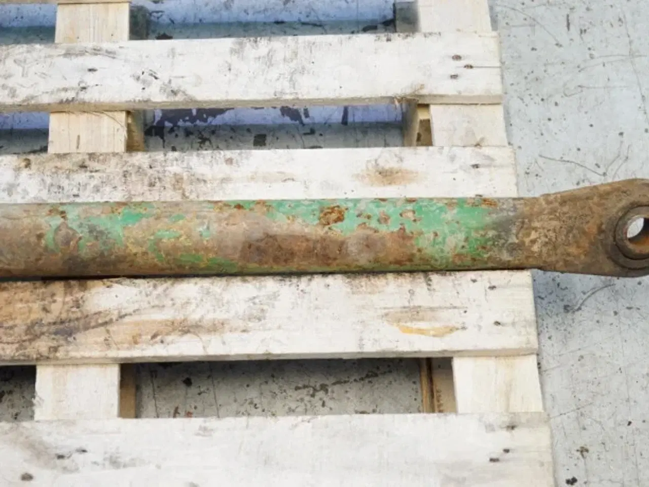 Billede 11 - John Deere 4040 L.H. Liftarm AR80667