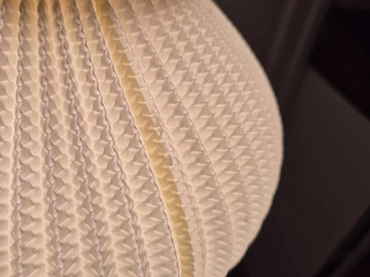 Billede 11 - To smukke Pearl Shade i hvid