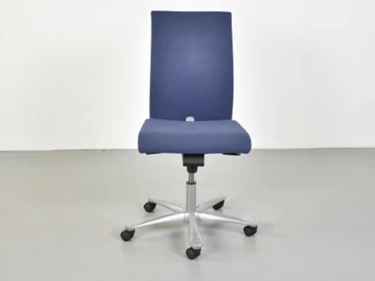 Billede 1 - Häg h04 credo 4650 kontorstol med blåt polster og høj ryg