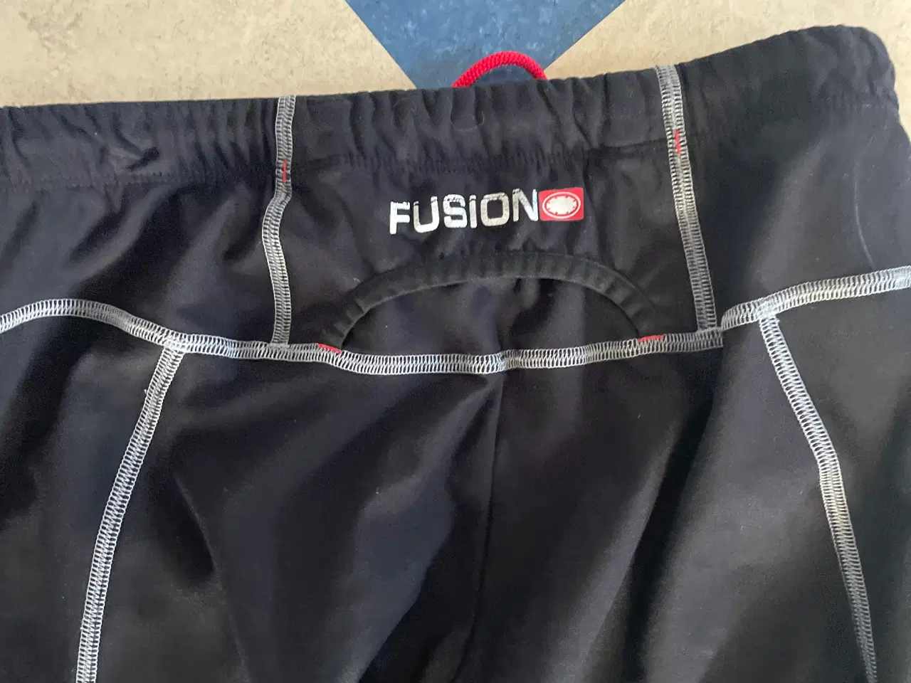 Billede 5 - Fusion tights se tekst