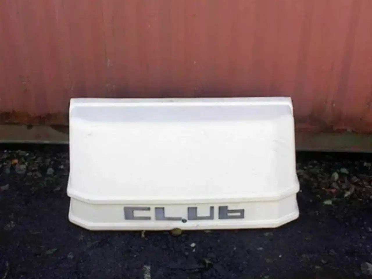 Billede 1 - Burstner Club gaskasselåg