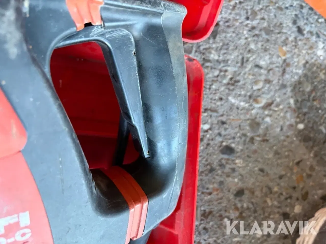 Billede 5 - Lot - borehammer, slampumpe, kædesav, stavvibratorer og kædeslæng - 1 palle