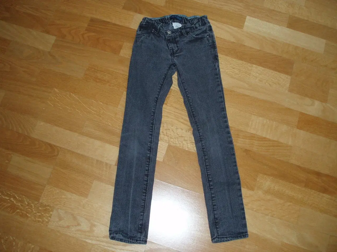 Billede 1 - Levis Jeans skinny fit str. 7 år