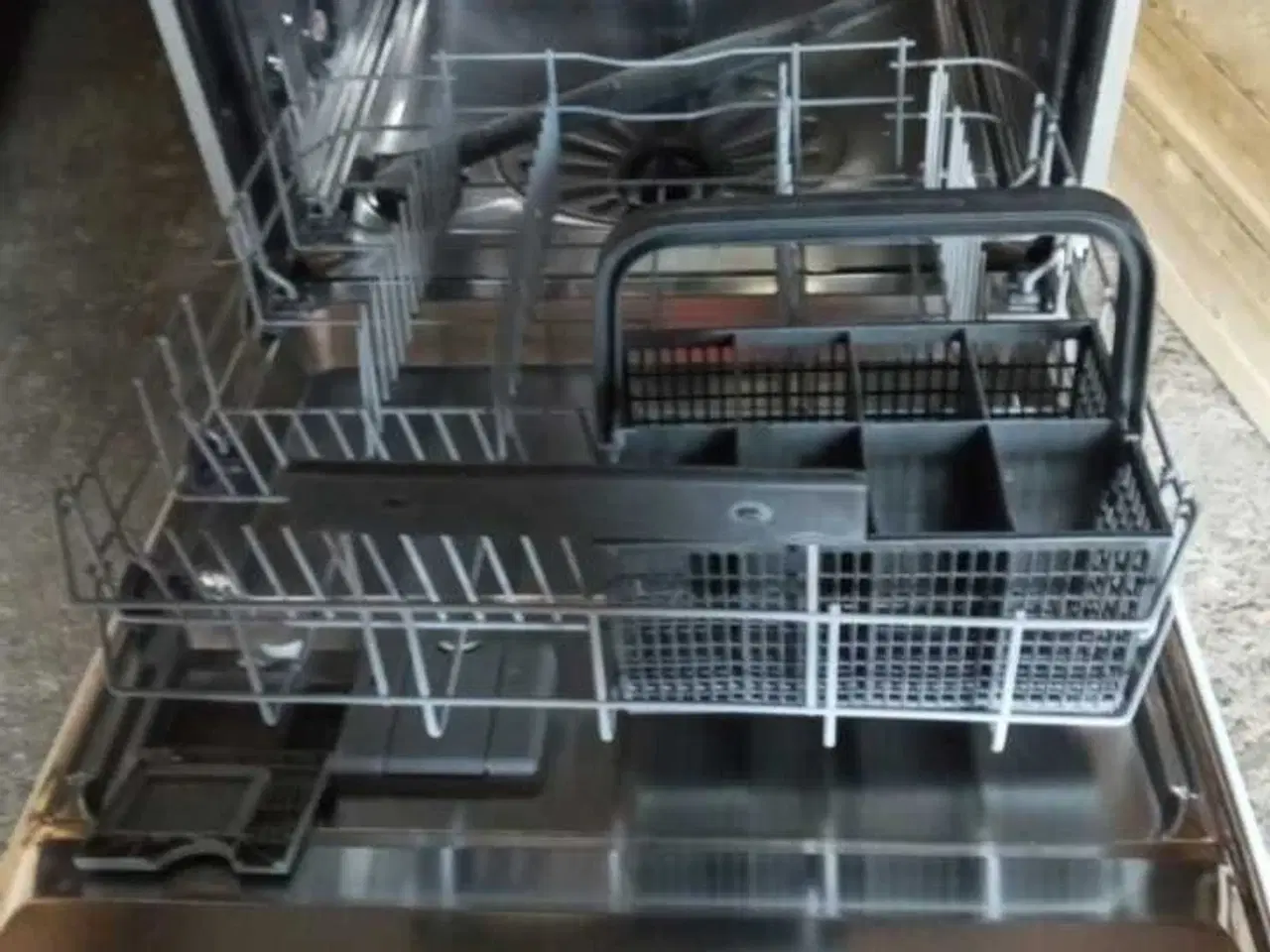 Billede 4 - Electrolux opvaskemaskine.