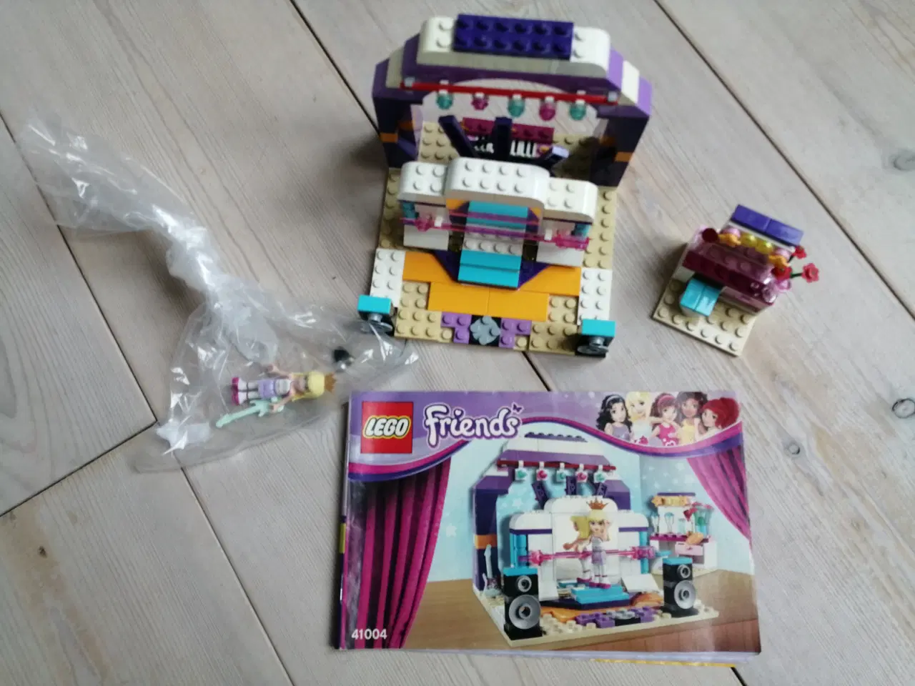 Billede 1 - Lego friends lille scene (41004)