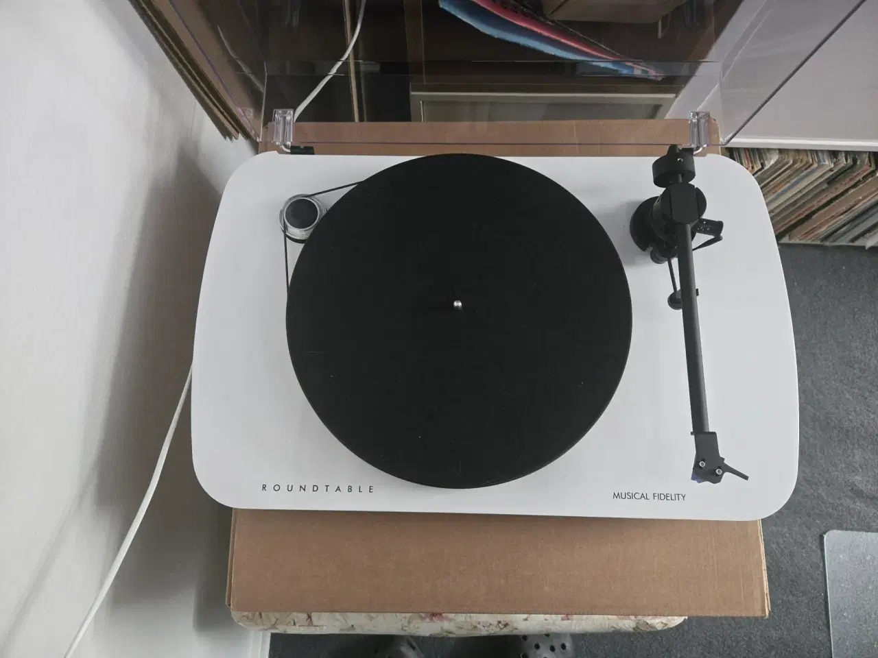 Billede 1 - Musical fidelity the round table s incl 2m red