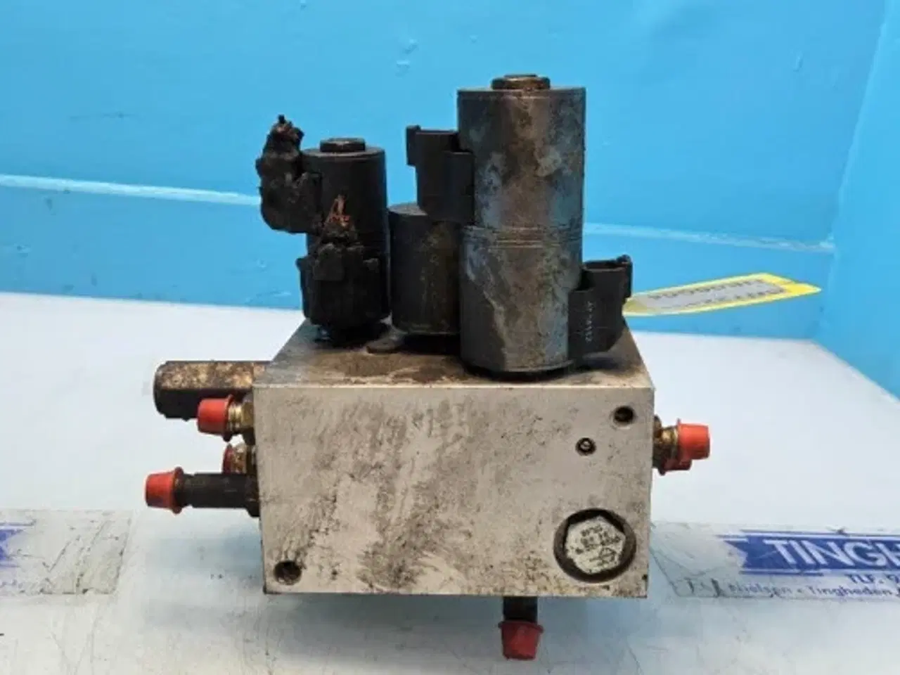 Billede 5 - Bobcat  TL38.70X  Hydraulikventil  7267715