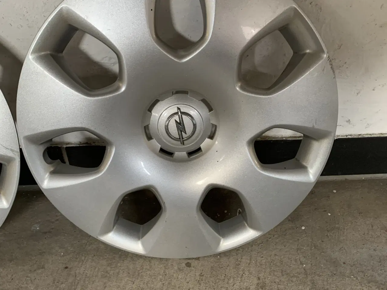 Billede 2 - Opel sølv hjulkapsler sæt 