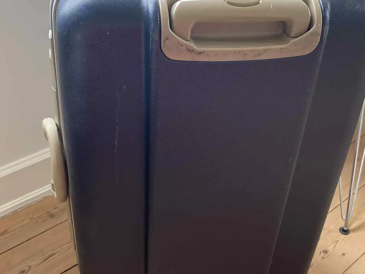 Billede 8 - Hardcase Kuffert fra Benetton