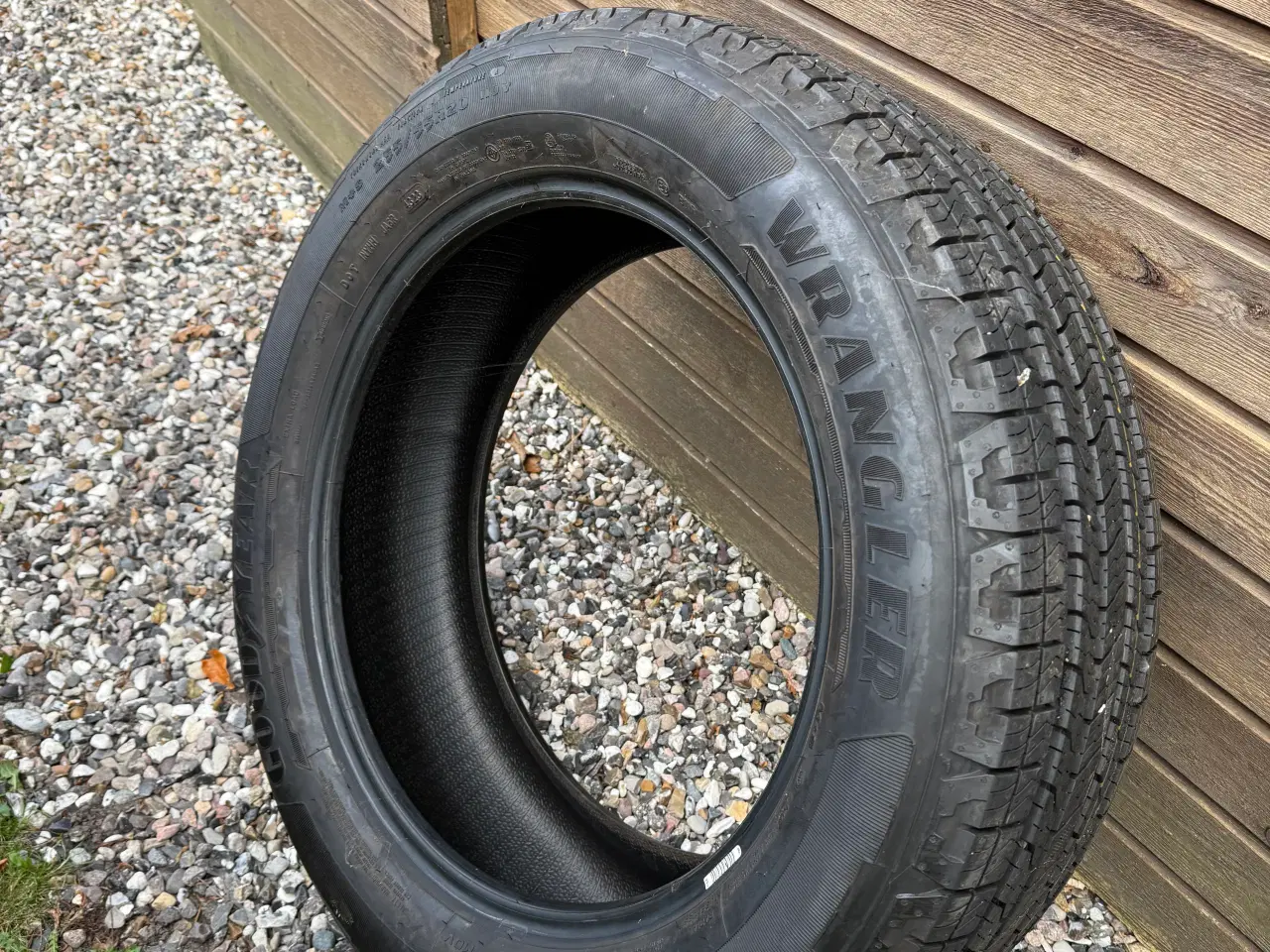 Billede 1 - Dæk 4 stk uden fælg 
