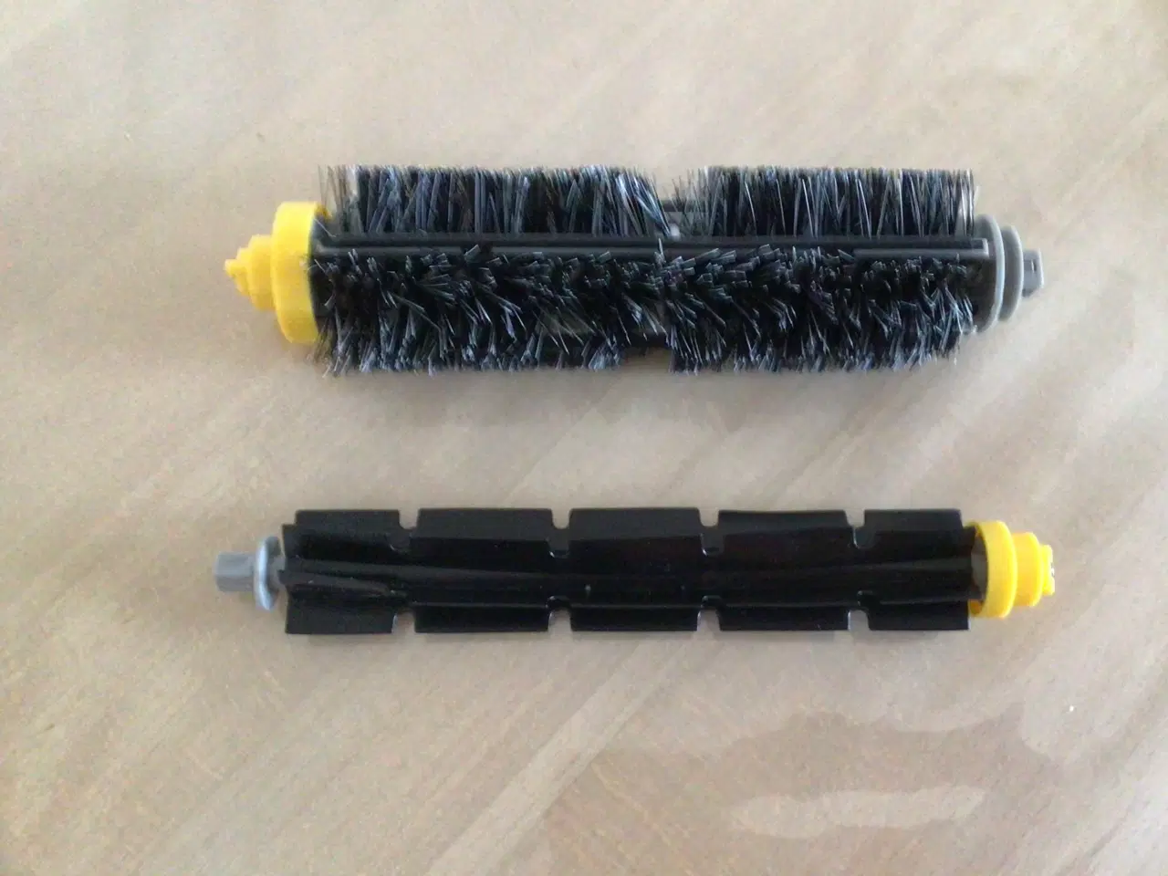 Billede 1 - Tilbehør til  Iromba robotstøvsuger 600/700 serie,