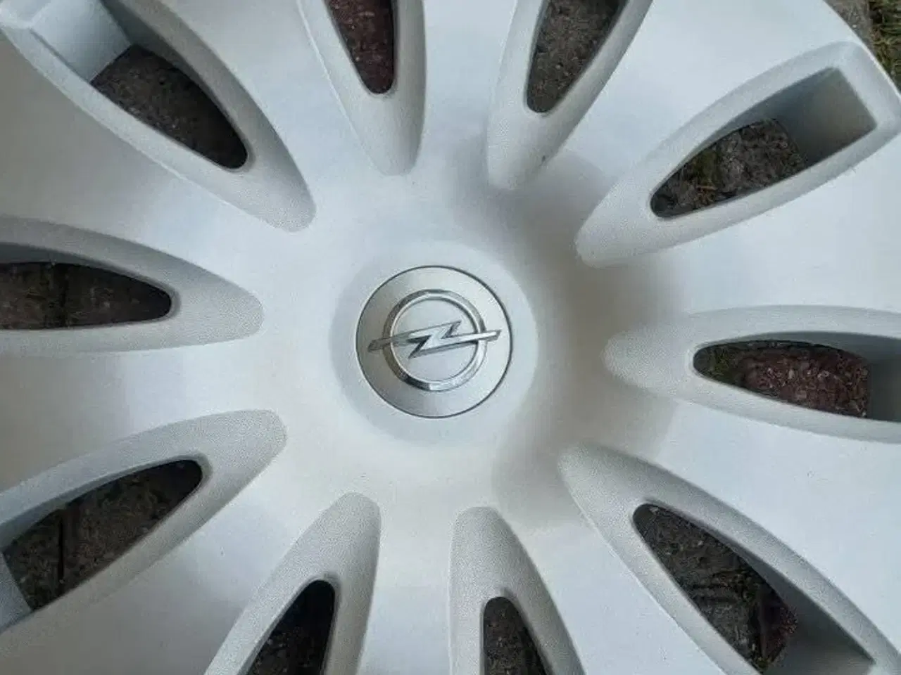 Billede 4 - Originale Opel 17" hjulkapsler nye ( 1595,-)