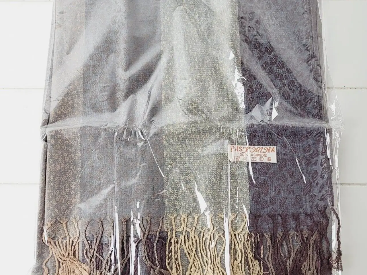 Billede 5 - ⭐️- Elegant og Blødt Pashmina Tørklæde - UBRUGT