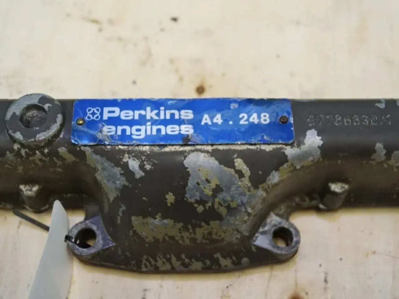 Billede 3 - Massey Ferguson 275 Indsugningsmanifold 37786630