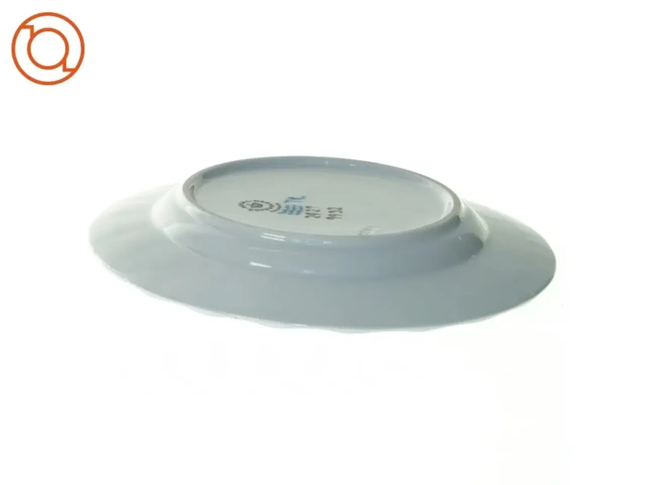Billede 2 - Lille tallerken 2927-9932 1. sortering fra Royal Copenhagen (str. 18 cm)