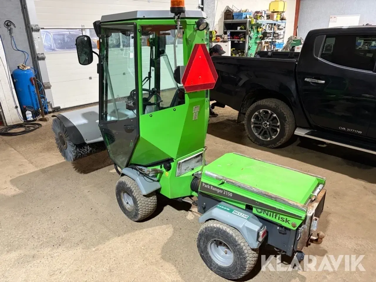 Billede 2 - Fejemaskine Nilfisk 2150B0