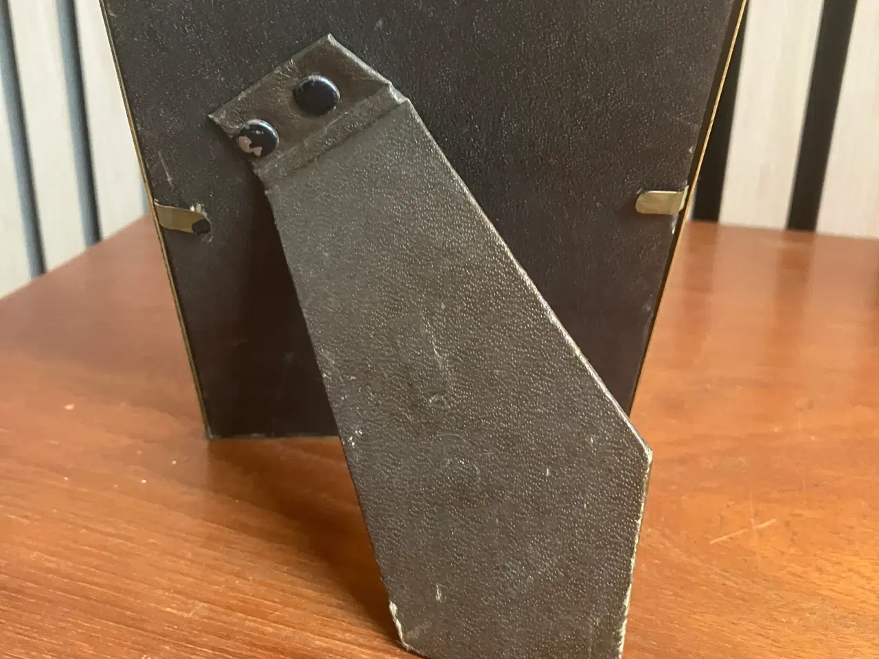 Billede 2 - Gammel metal ramme med buet glas