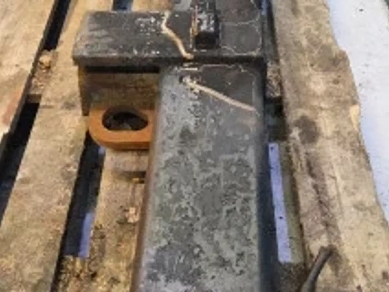 Billede 8 - New Holland LB110 Støtteben 85818850