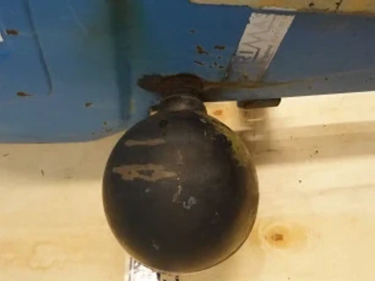 Billede 17 - Ford 4000 Fronthjelm C5NN8N202AH 