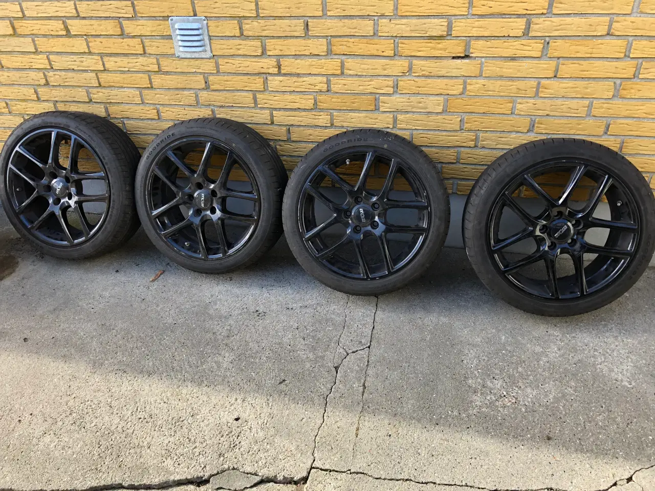 Billede 2 - Flotte alu fælge til MINI COOPER 2018