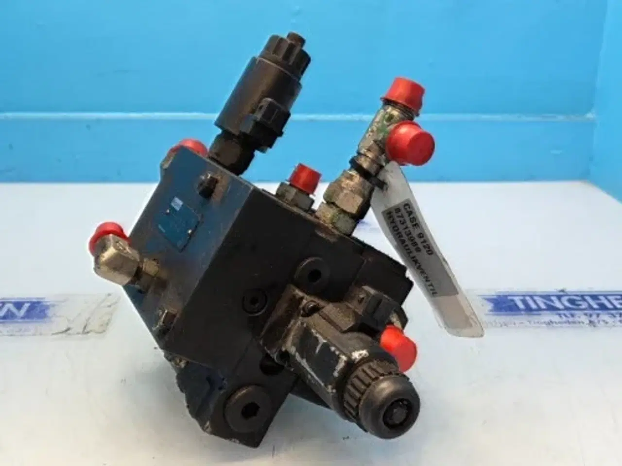 Billede 13 - Case 9120     Ventil   87313989