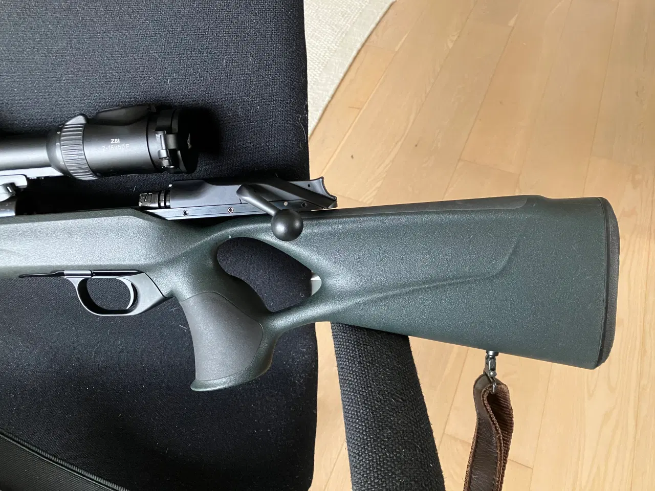 Billede 3 - Blaser R8 Succes Links 270 win. M/ Swarovski Z8i  