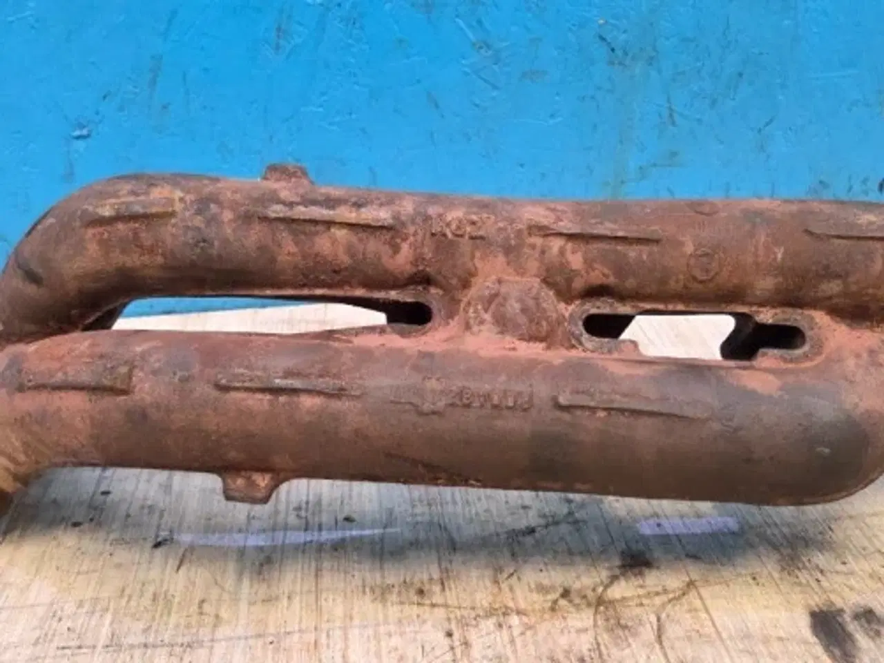 Billede 6 - Mercedes OM502LA Udstødningsmanifold A5421420201