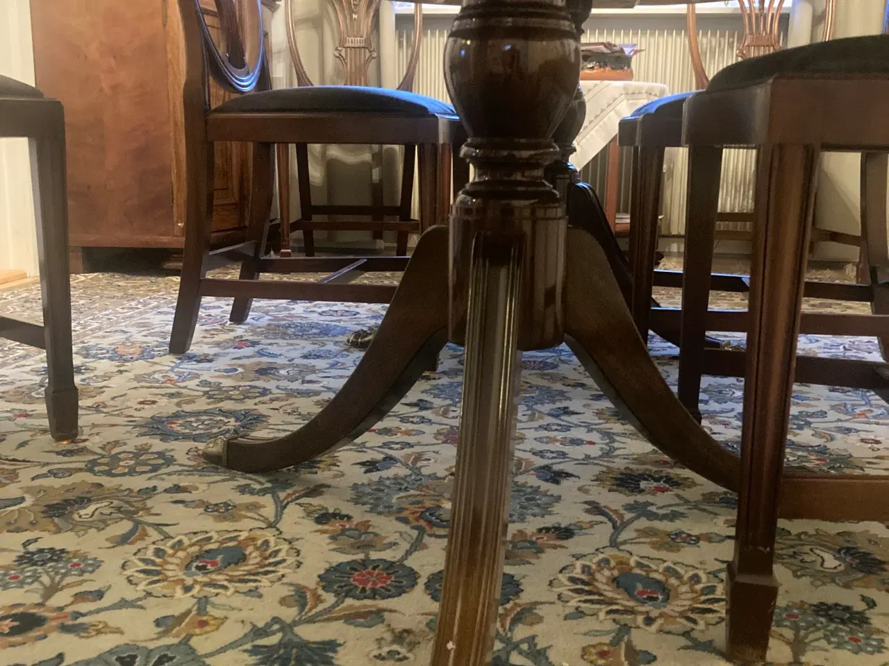 Billede 3 - Hepplewhite spisestue m 8 stole. 