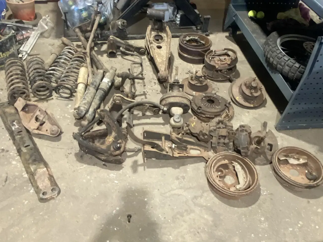 Billede 2 - Opel rekord 1900c og commodore reservedele. 