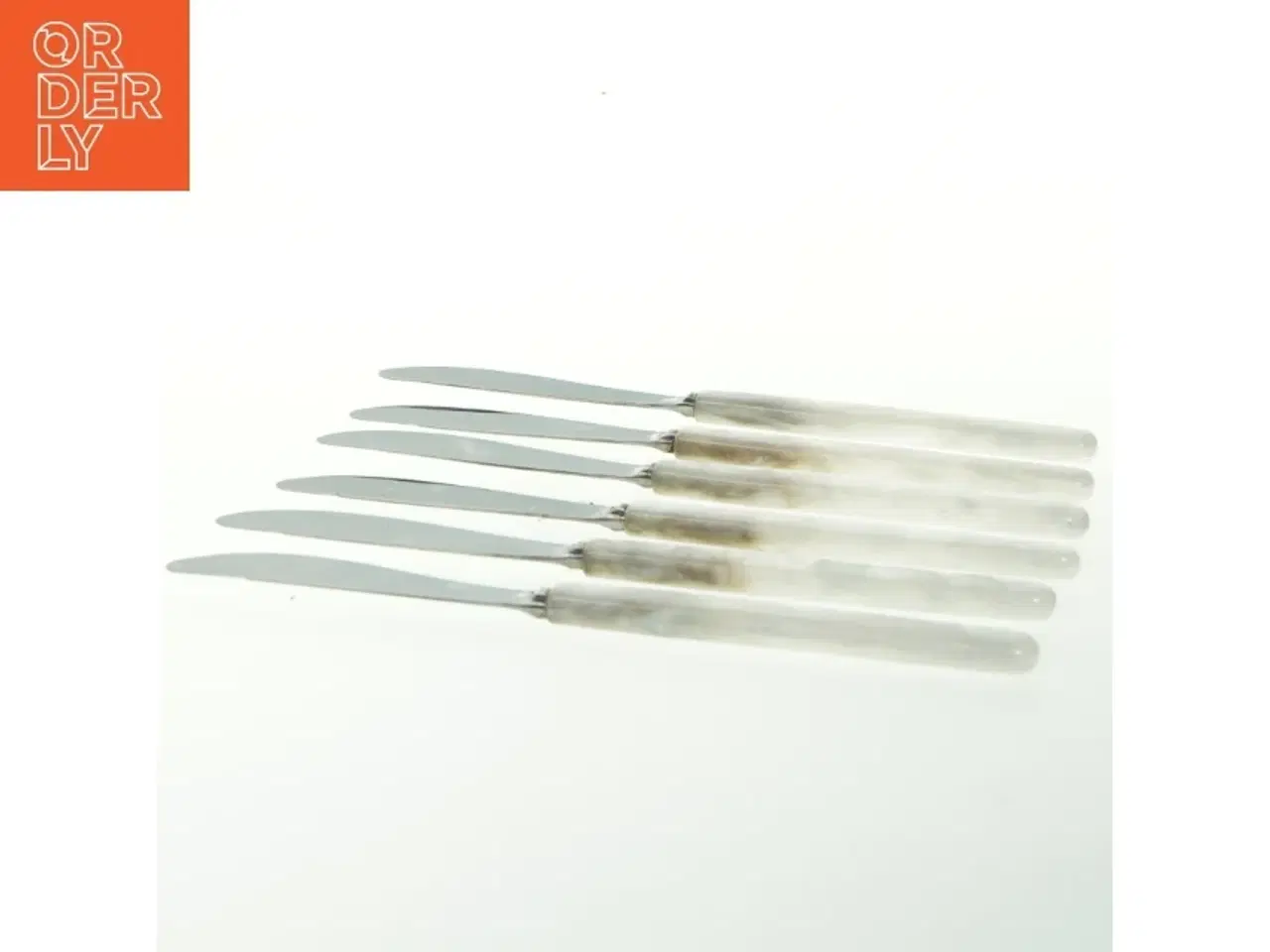 Billede 3 - Sæt af Sheffield smørknive med Perlemorskaft (str. 22 cm. 6 styk)