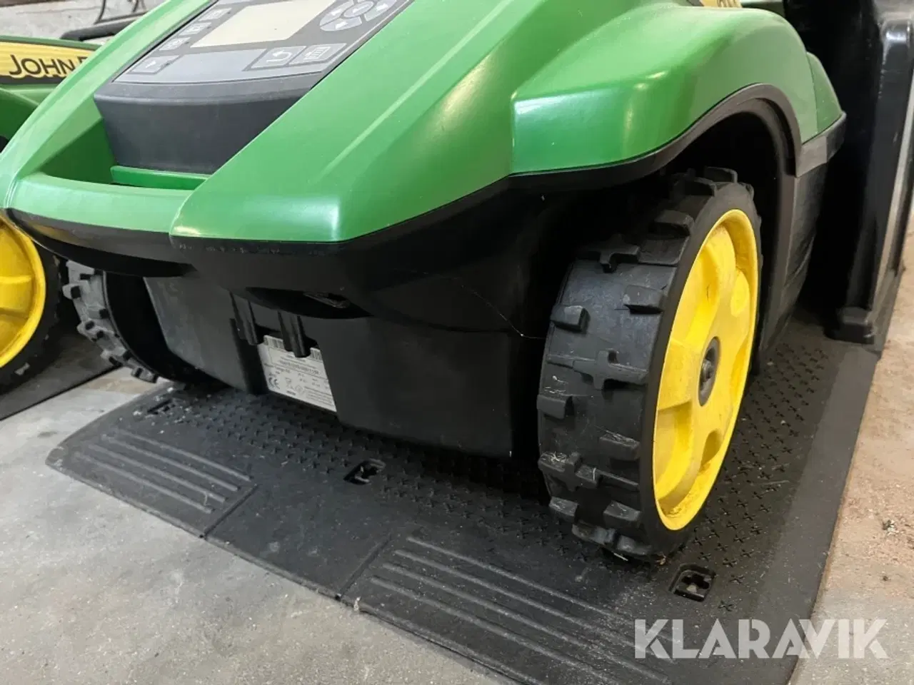 Billede 6 - Robotplæneklippere John Deere E5 Series II - 3 styk
