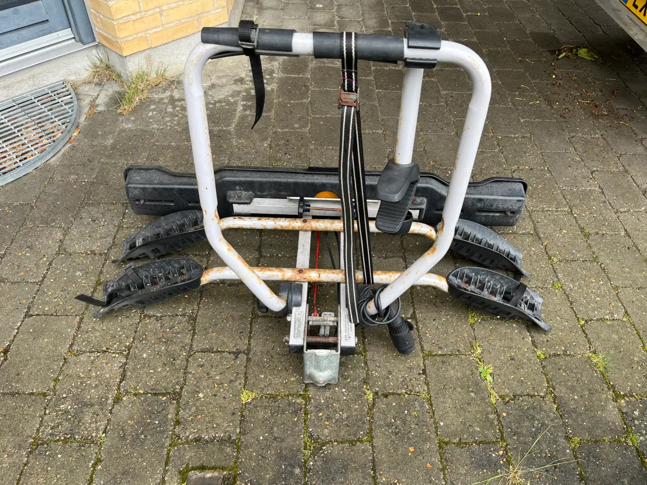 Billede 1 - Cykelholder til 2 cykler på anhængerkrog