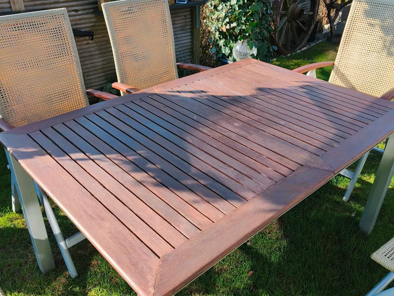 Billede 8 - Hårdttræ havemøbelsæt