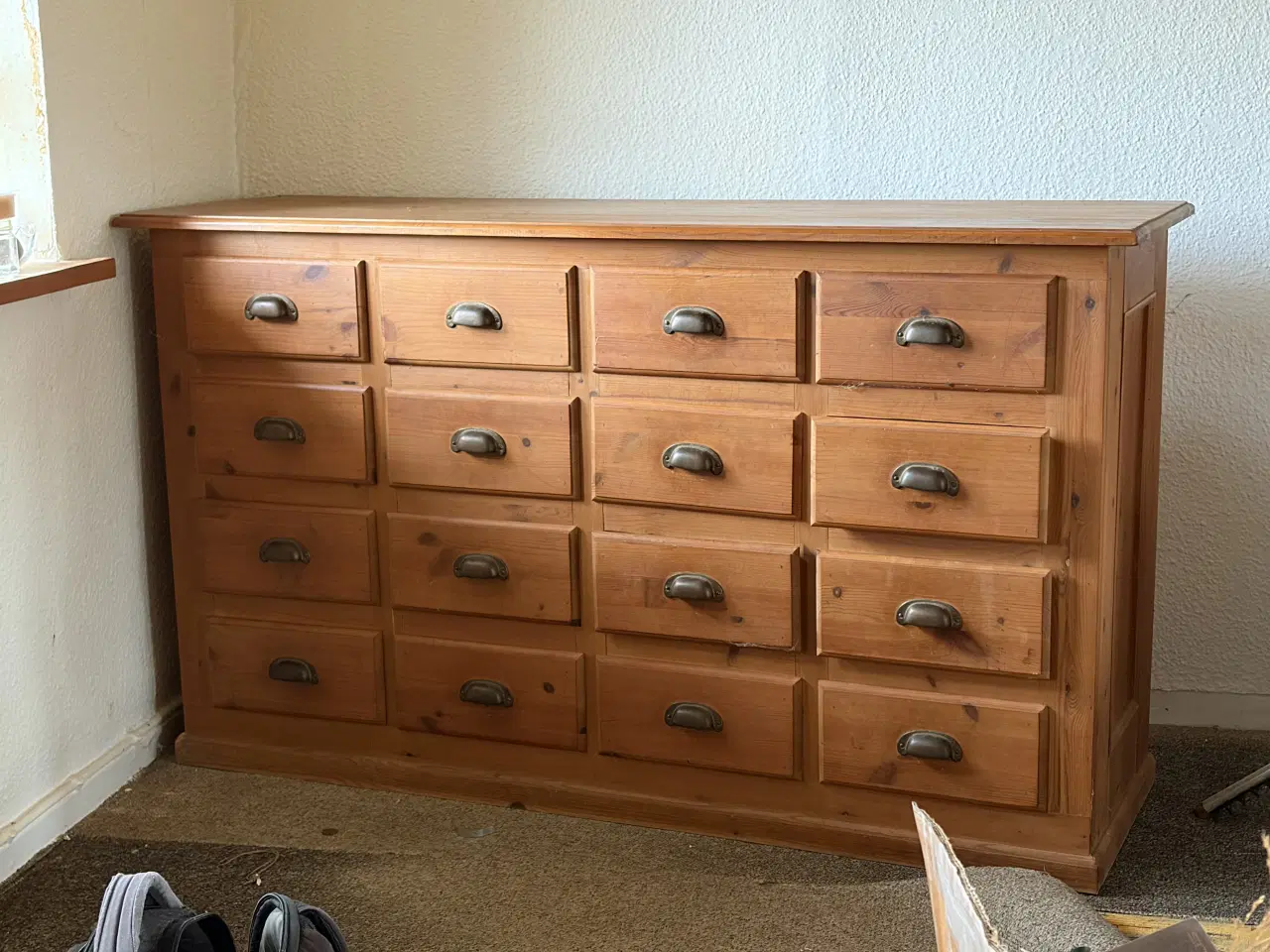 Billede 1 - Skænk med 16 skuffer