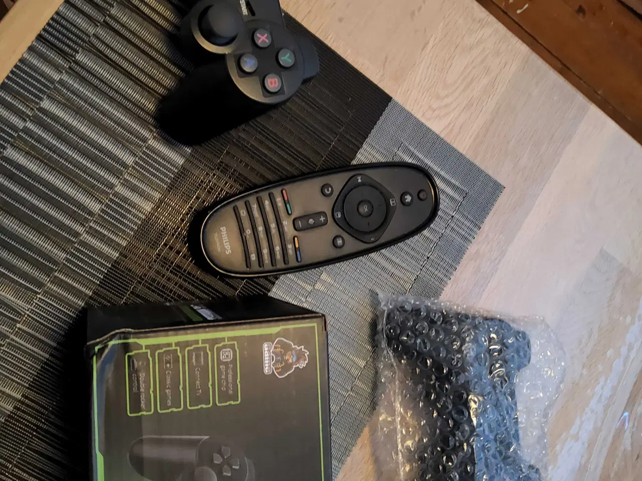 Billede 2 - Tv og controllers med flere 1000 spil 