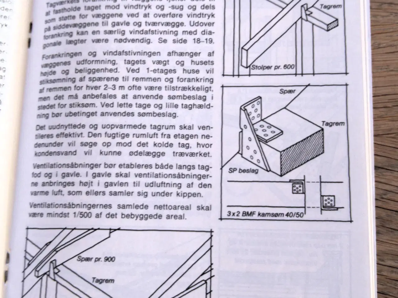 Billede 3 - 8 informative pjecer om TRÆ Træbranchens Oplysning