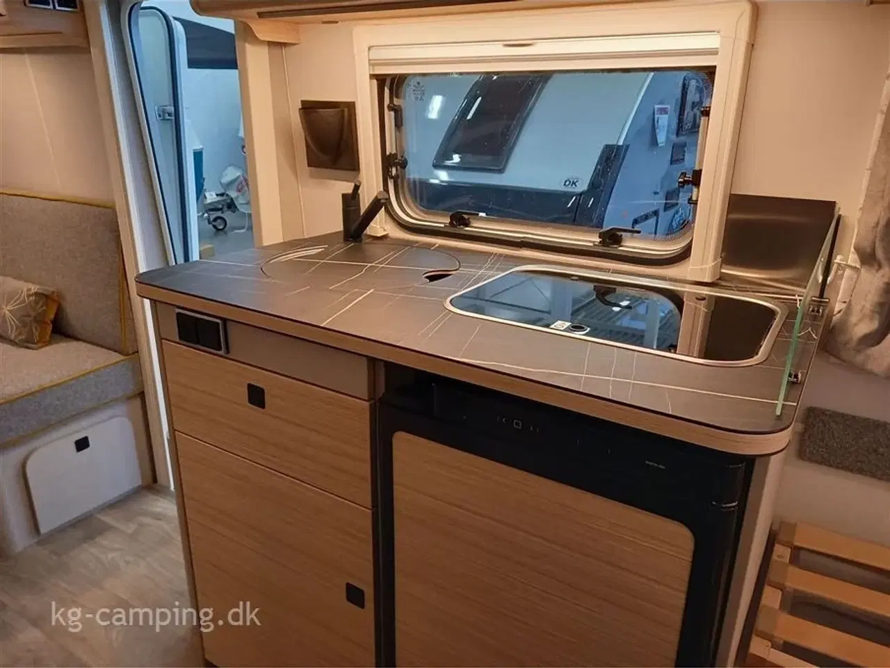 Billede 6 - 2024 - Eriba Touring 530 Nugget Gold   Forårstilbud !! Vi rydder op og sælger derfor til uhørte priser.