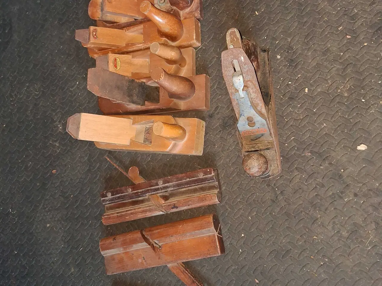 Billede 1 - Hvad  kan  sådan  håndhøvle  koste  byd