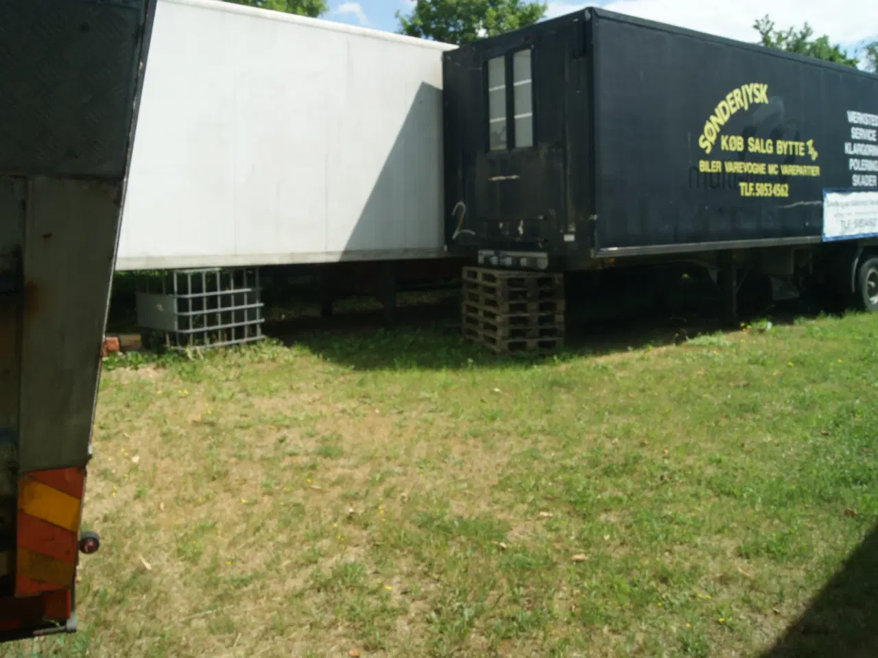Billede 1 - 34 Tons 3 akslet lukket Sættevogns Trailer.