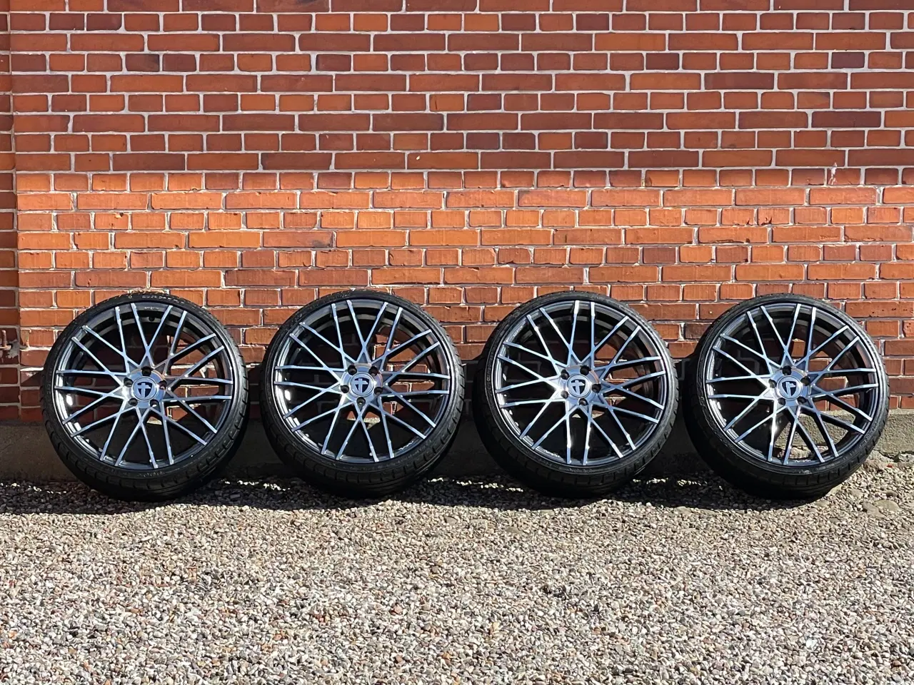 Billede 5 - Original Tomason alufælg 235/30-20" krydsmål 5x112