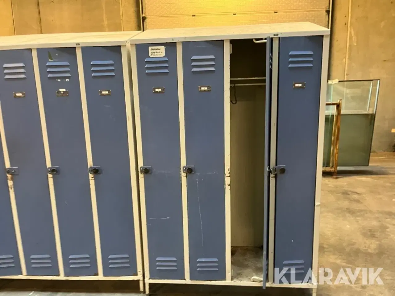 Billede 3 - Metal garderobeskabe 3 styk