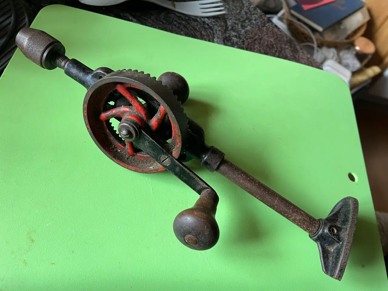 Billede 1 - Håndboremaskine, “antik”. Giv bud.