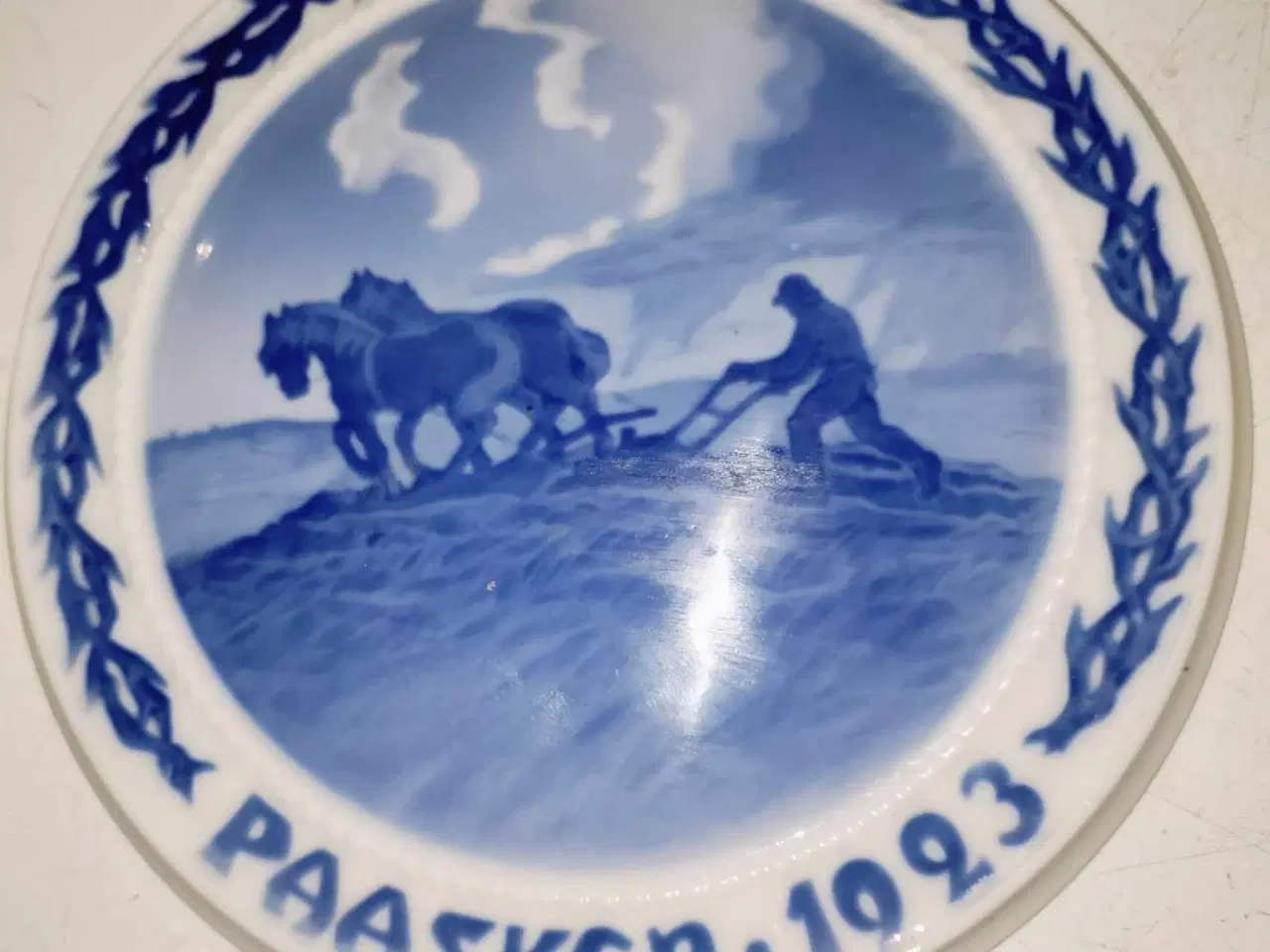Billede 1 - super fin påskeplatte fra b&g 1923